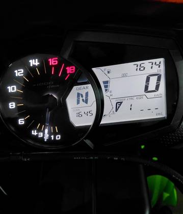KAWASAKI NINJA ZX-6R 